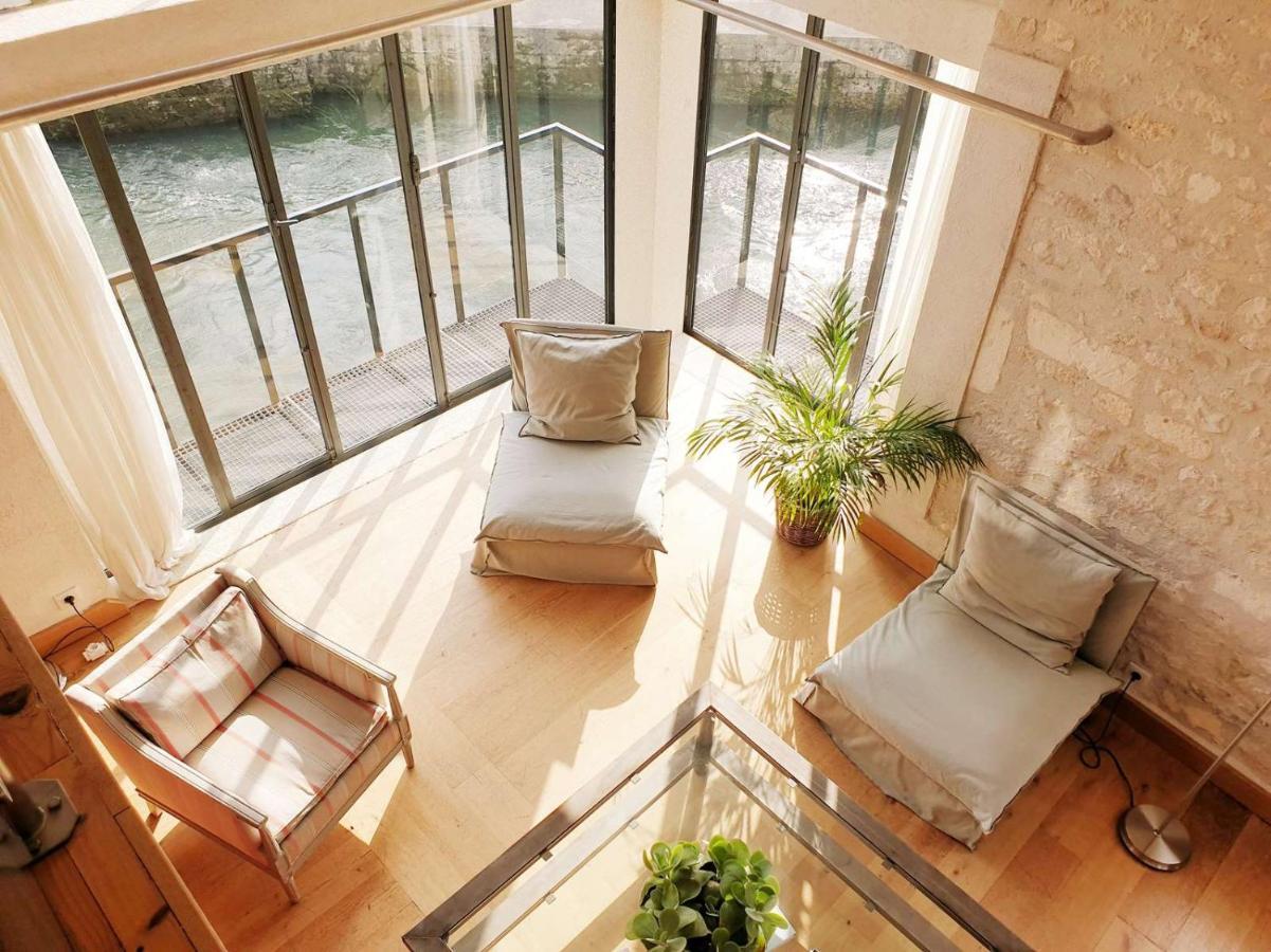 Апартаменты Quai 3 Loft Moderne Et Lumineux Les Pieds Dans L'Eau Жарнак Экстерьер фото